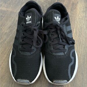 Adidas swift run
